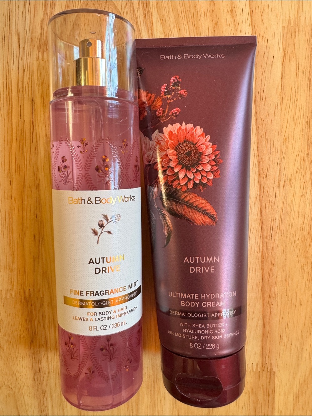 Bath & Body Works Autumn Drive Mist & Hydration Cream - Pink, Maroon